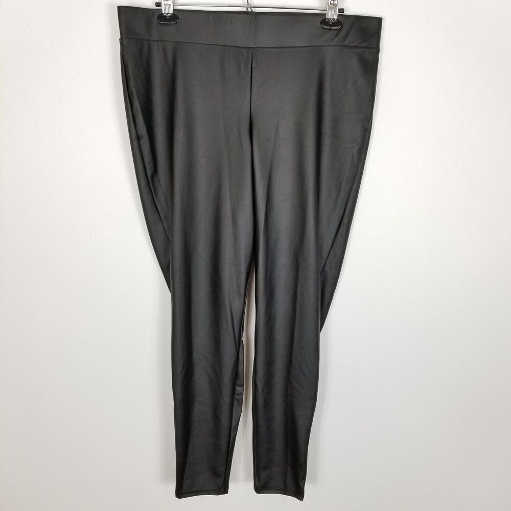 Torrid Women Plus Full Length Signature Waist Faux Leather Legging Size 2X Black